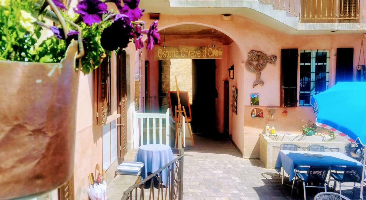 Chiave D'Oro Hotel Sessa Exterior foto